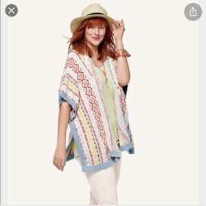 Cabi Love Carol Collection Siesta Poncho XS/Small Boho #5001